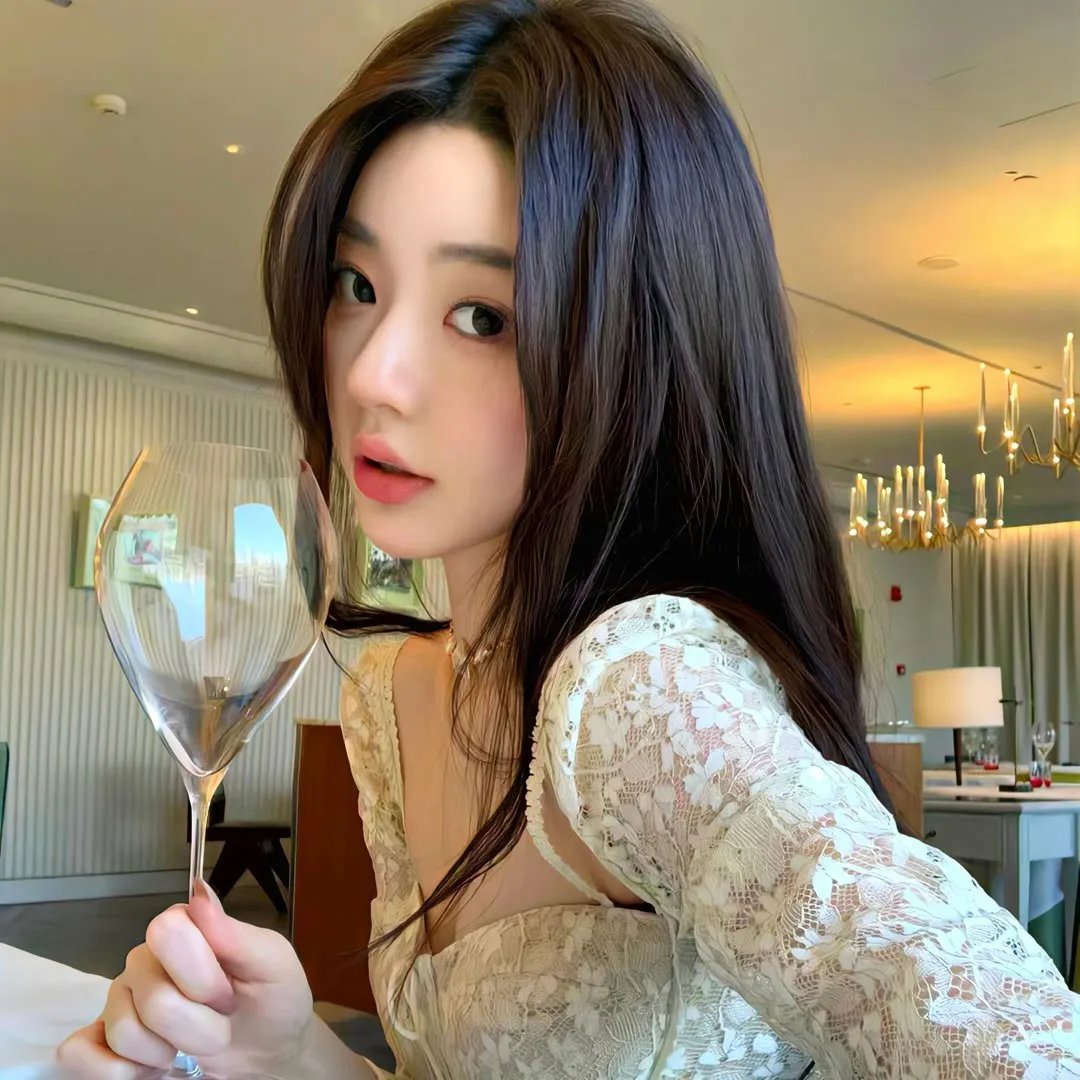 我想变成鸟，所以跳起来